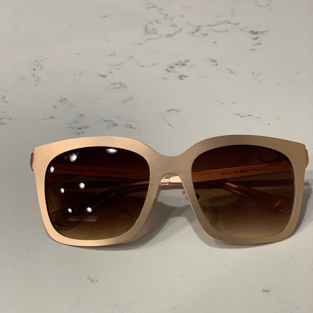 DIFF Ella Sunglasses 💞 BRAND NEW